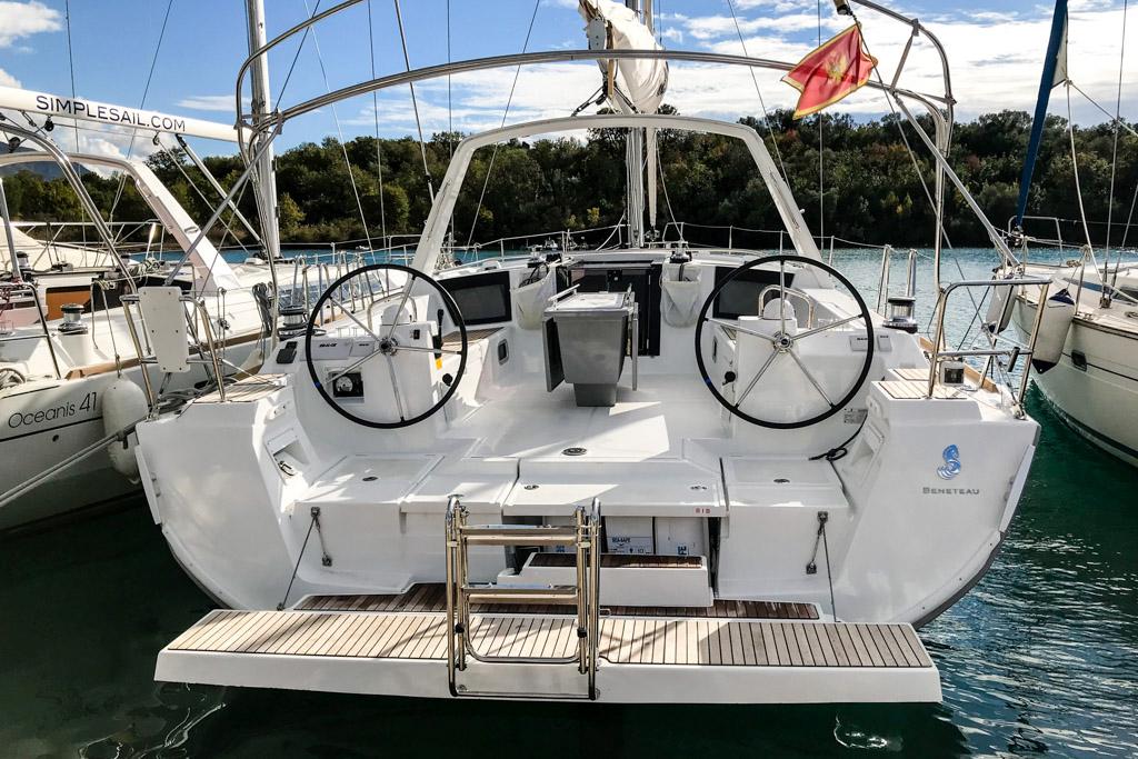 Oceanis 45 Cabin